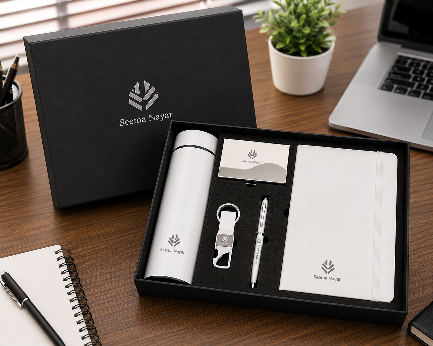 Personalized Premium 5-in-1 Gift Set for Employees 3